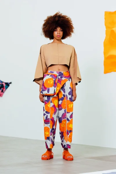 Look 12